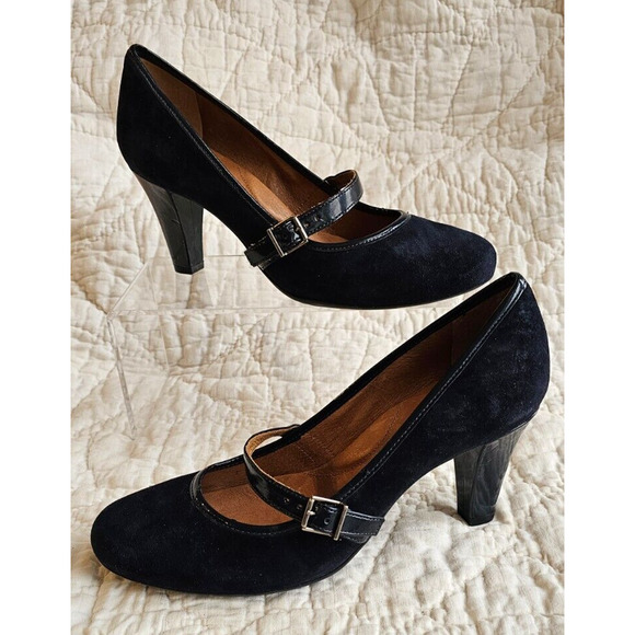 Nurture Carribou Women's Navy Blue Suede Leather Mary Jane Pumps Shoes size 9.5M - Picture 1 of 6